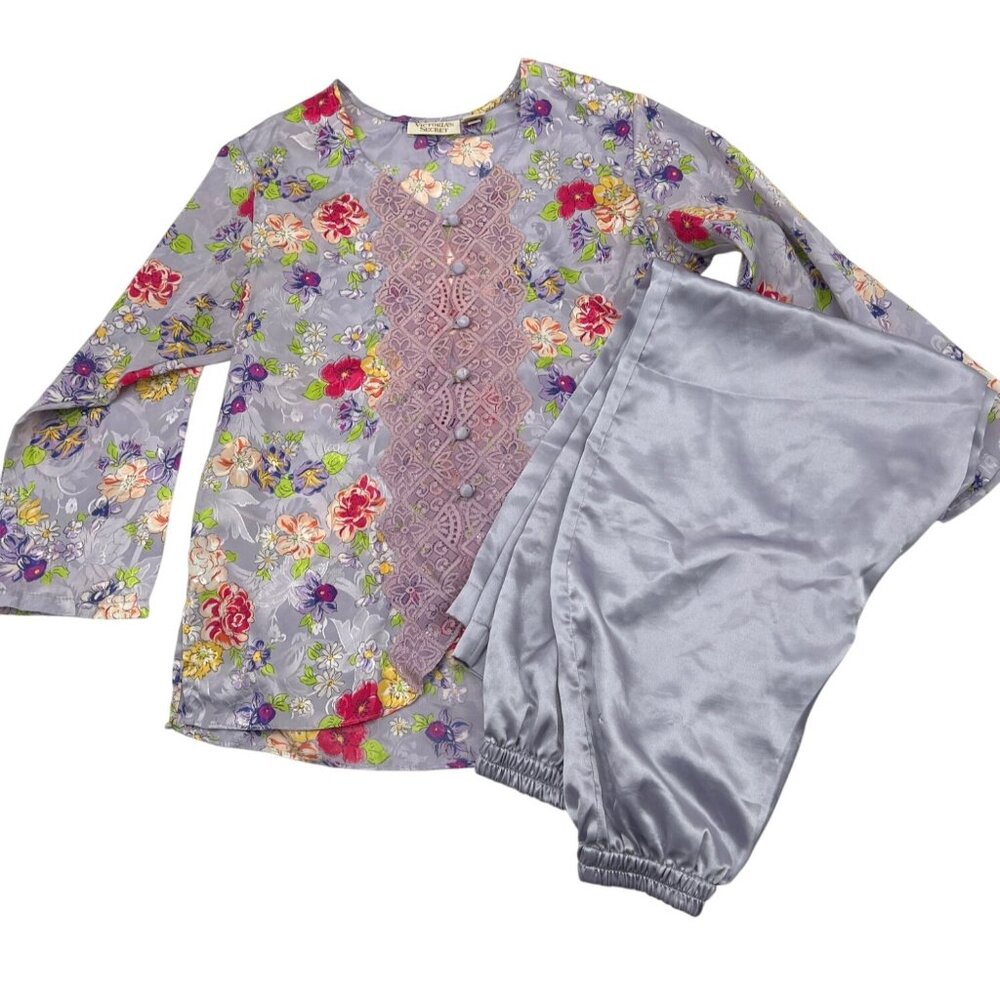 Vintage Victorias Secret Satin Floral‎ Pajama Set With Lace Details lavender